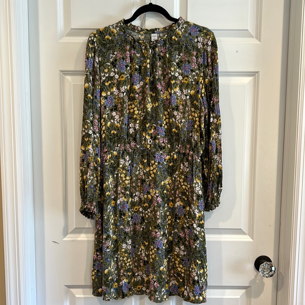 Long Sleeve Green Floral Spring Dress